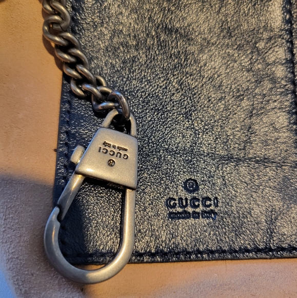 🚫Sold on Mercari🚫Authentic Gucci mini bucket bag - Picture 7 of 13